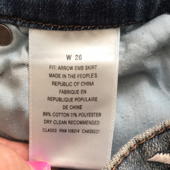 Amazing Mini Else Denim skirt with Embroidered Arrow detail at waist line. EUC! - Picture 8 of 11